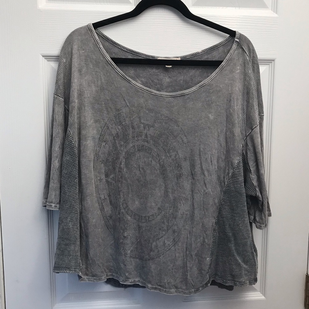 Basil & Lola Gray Top